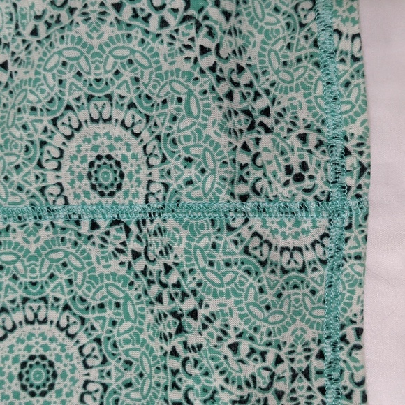 UO V-Neck Cropped Tank Top, Color Turquoise Size L - Picture 13 of 14